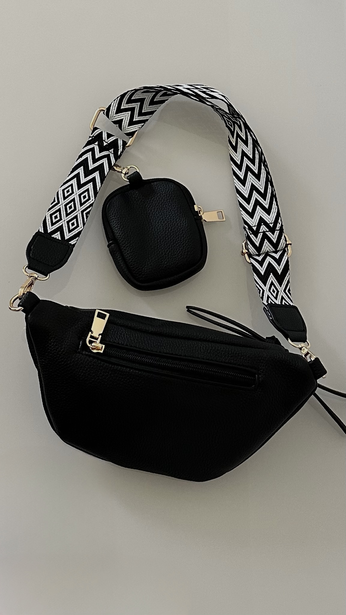 5FE19C76-B7DF-4F33-BD75-B0AEB10D935D